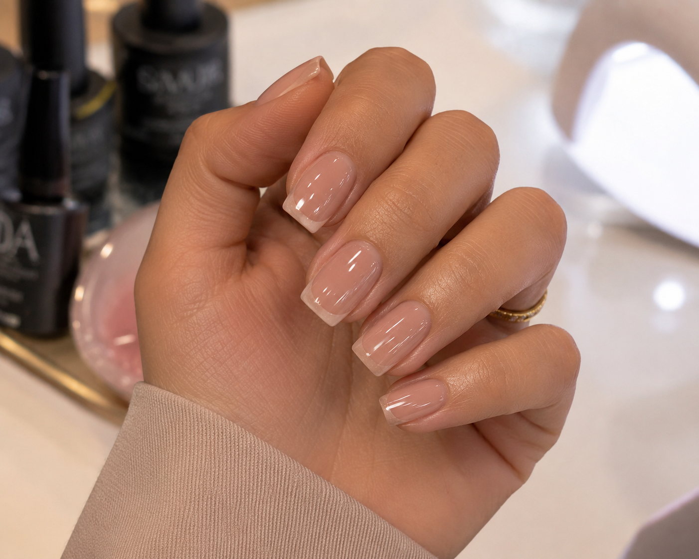 Alongamento + esmaltação gel mão